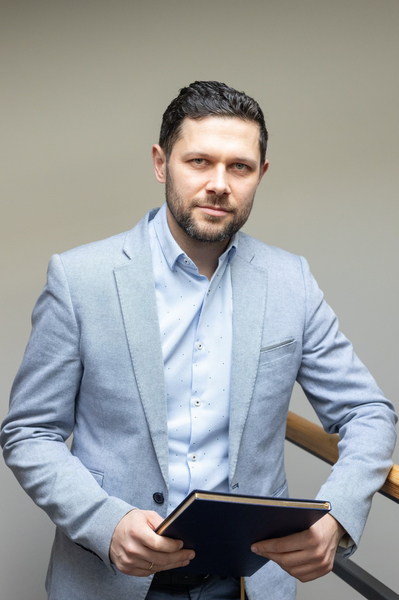 Zdjęcie na okładce dla Daniel Brzoza Nieruchomości